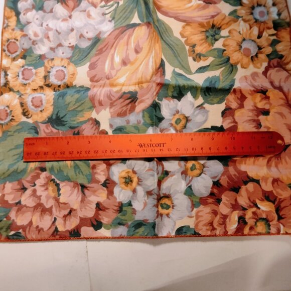 Pink Floral Print Fabric Napkins 15 x 15 Cottage Farmhouse Country Lot 4 - Picture 4 of 5